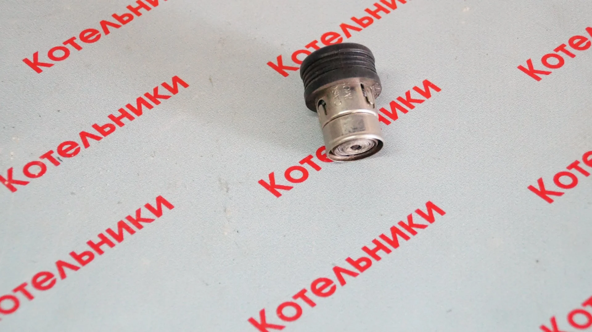 Nissan 25335-AV60A Прикуриватель - миниатюра 2