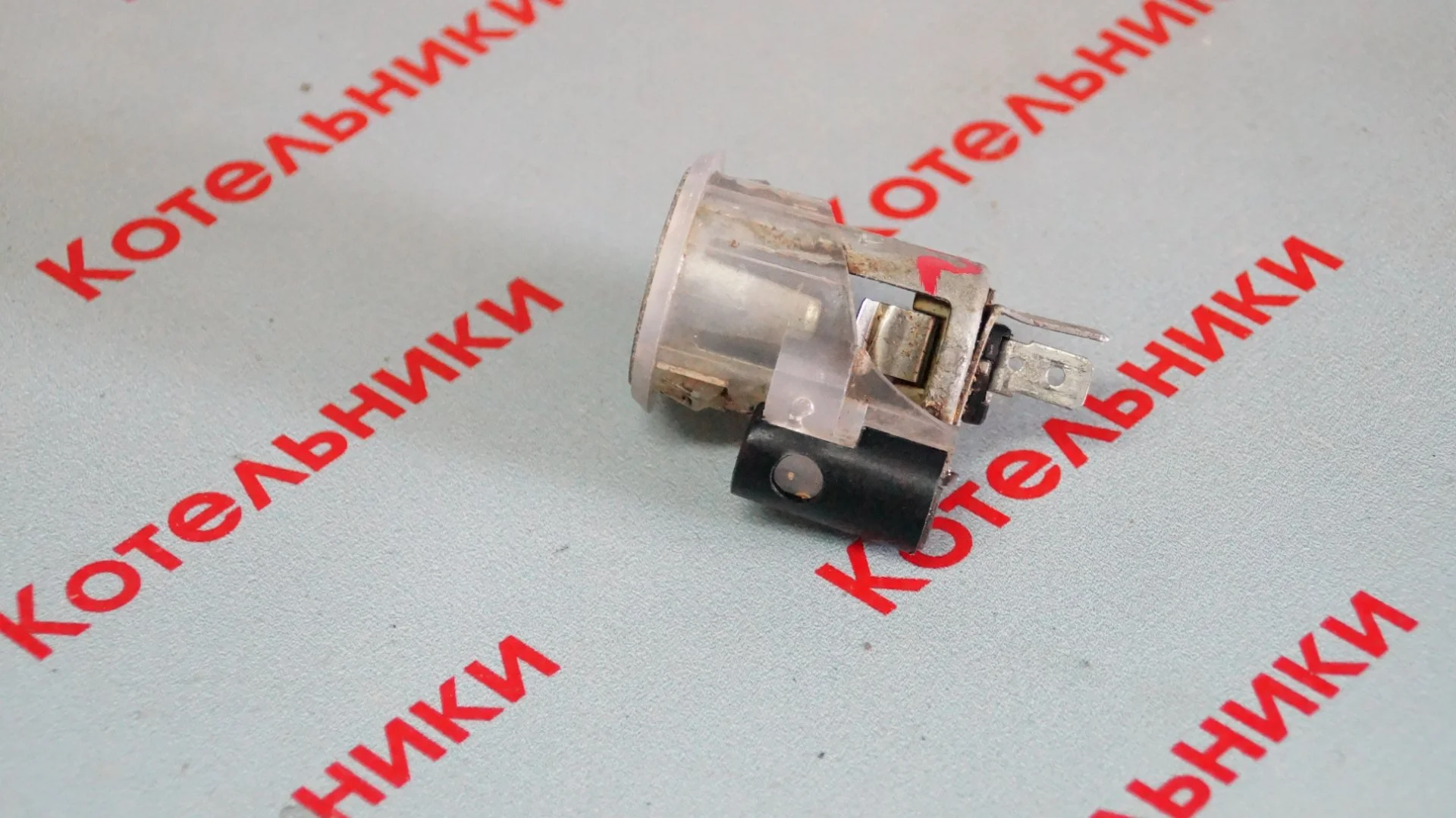 Nissan 25331-AV60A Прикуриватель - миниатюра 2