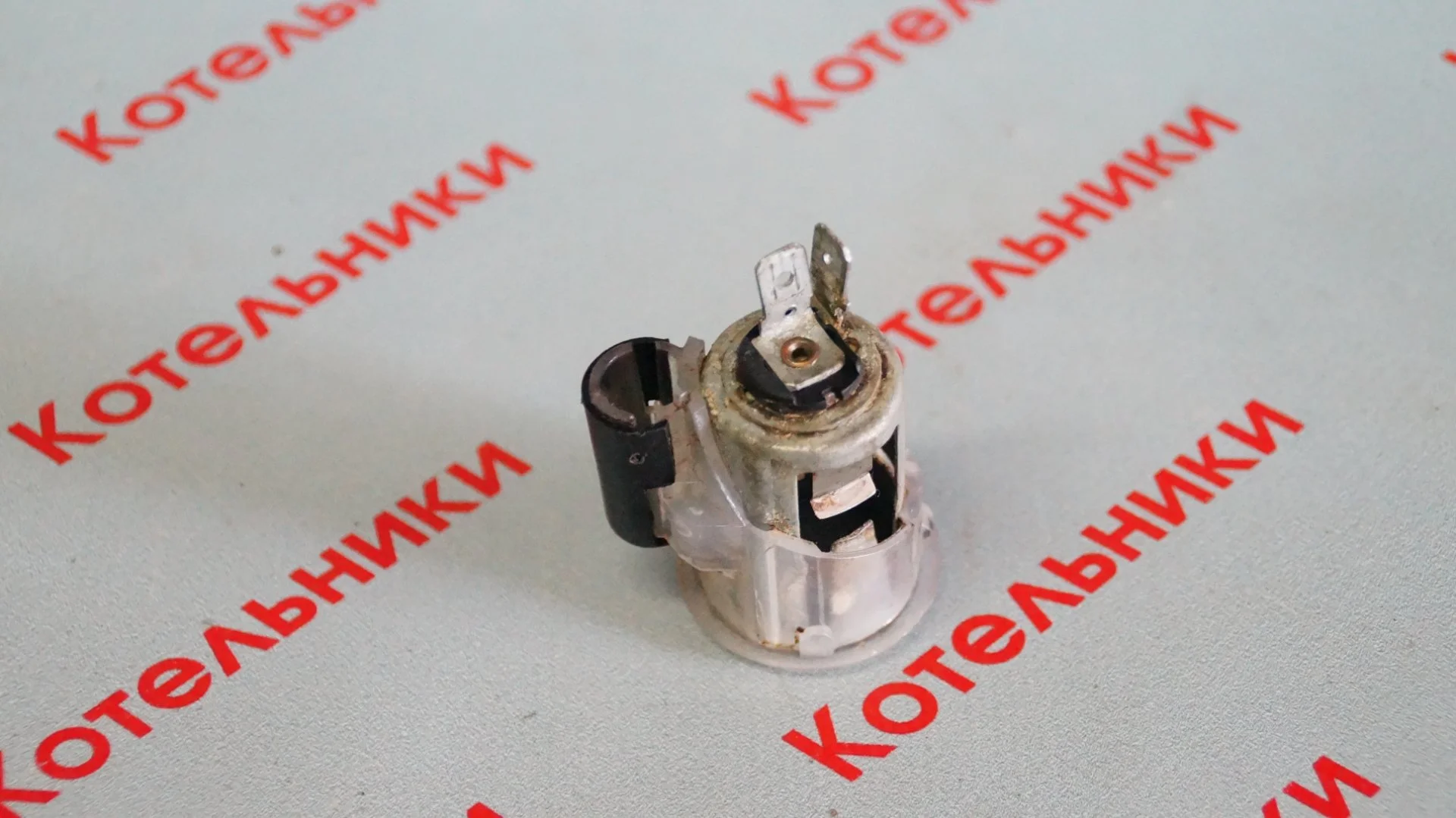 Nissan 25331-AV60A Прикуриватель - миниатюра 4
