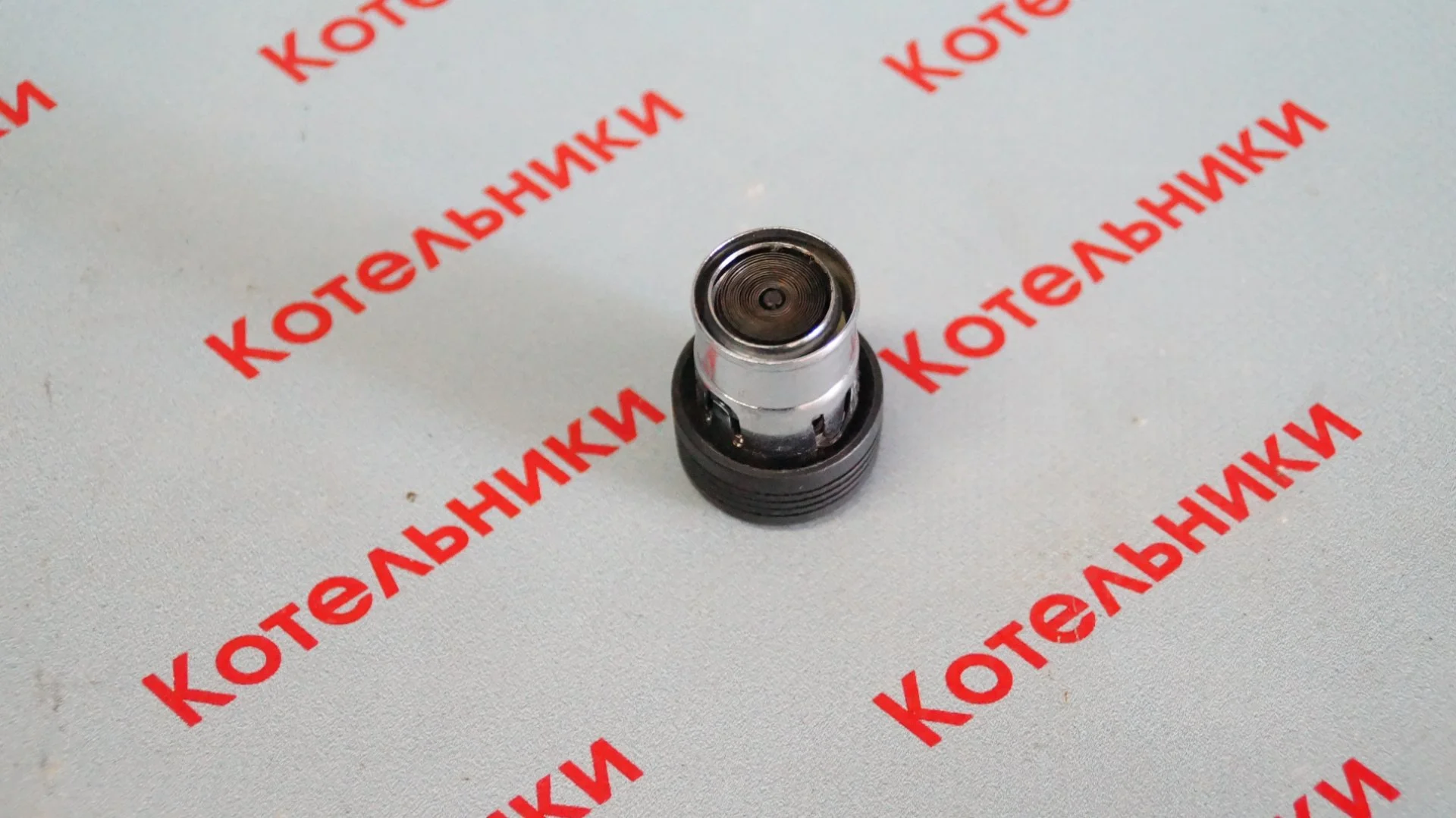 Nissan 25335-AX001 Прикуриватель - миниатюра 3