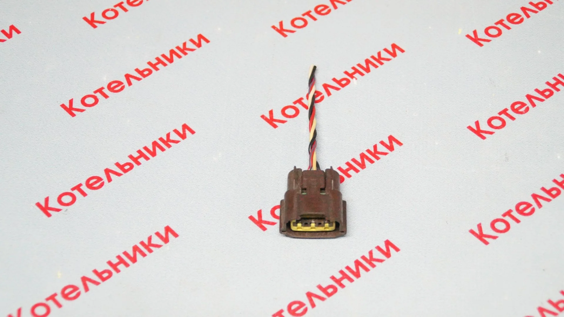 Nissan 22620-31U01 Разьем датчика дросселя - изображение 1
