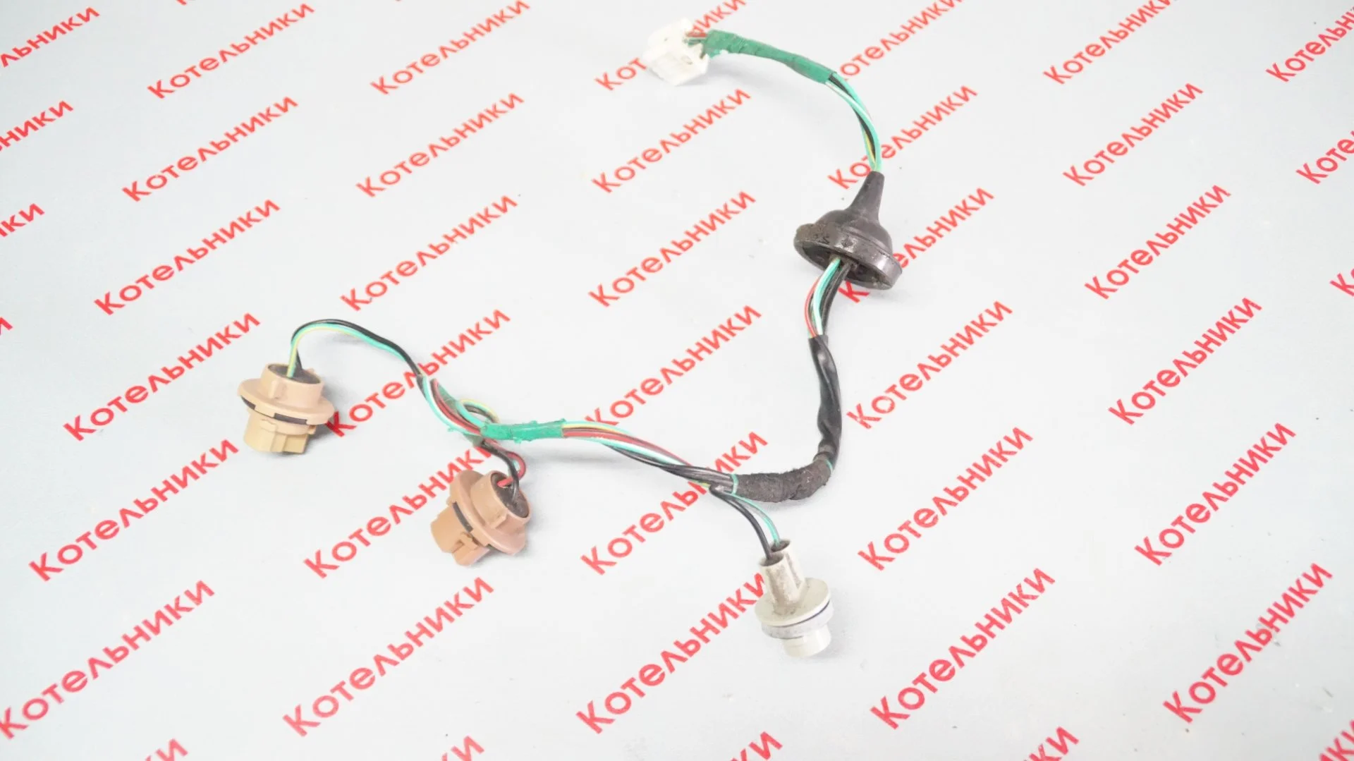Nissan 26551-1KA0A Проводка задних фонарей - миниатюра 2