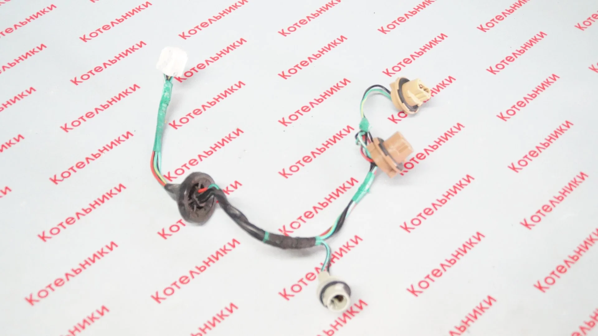 Nissan 26551-1KA0A Проводка задних фонарей - миниатюра 4