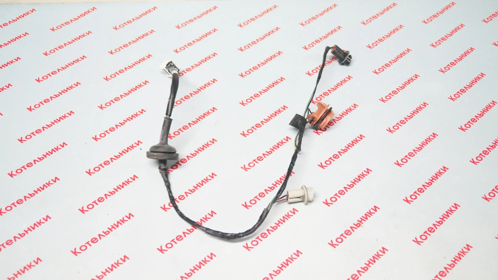 Nissan 26551-9U00A Проводка заднего фонаря - изображение 1