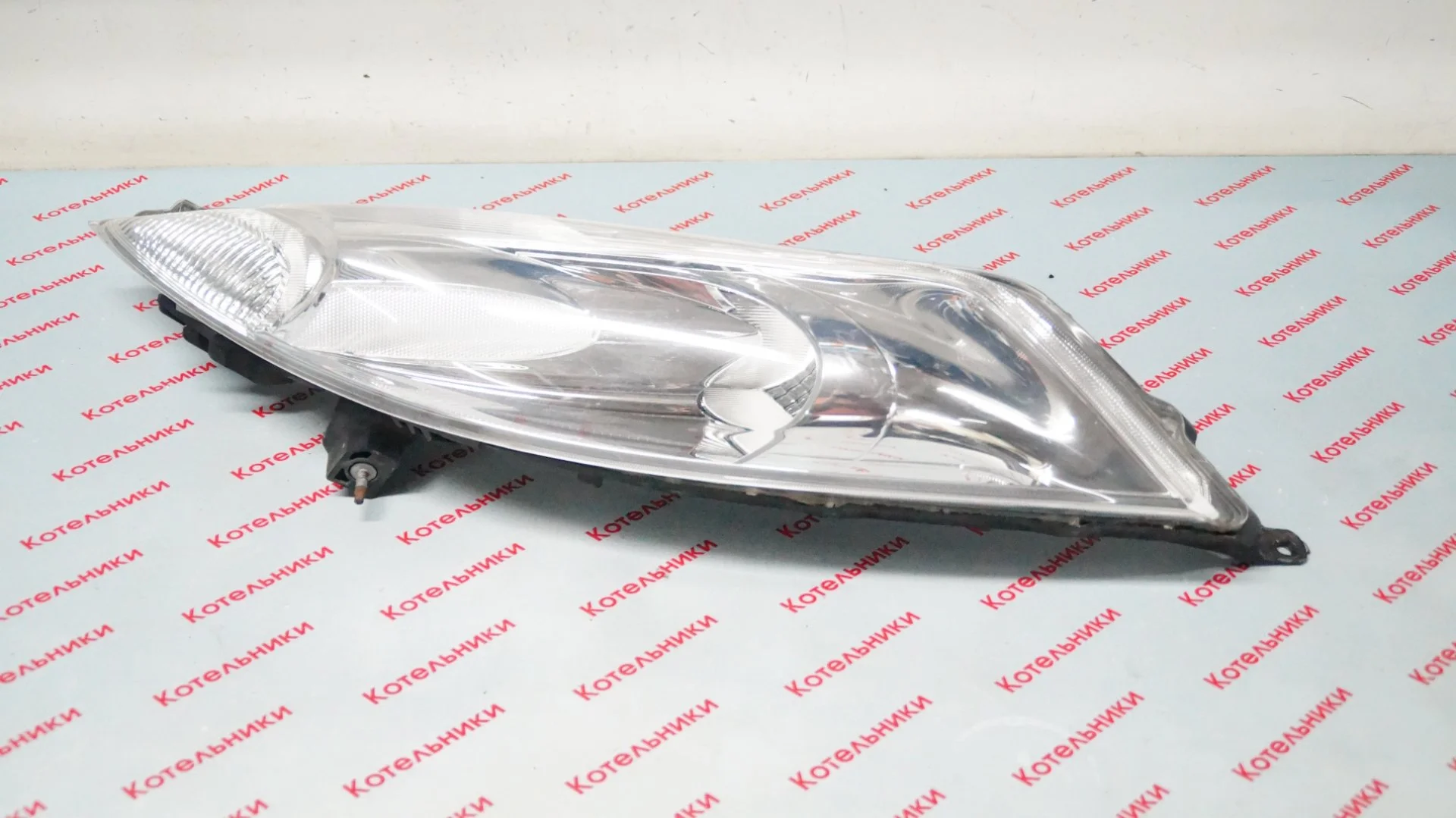Nissan 26125-1KL0B Фонарь левый - миниатюра 2