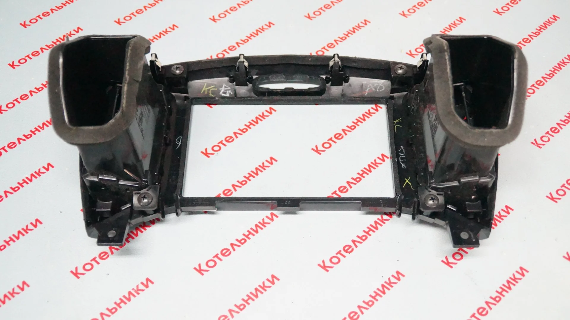 Nissan 68260-1KE0A Рамка магнитолы - миниатюра 4