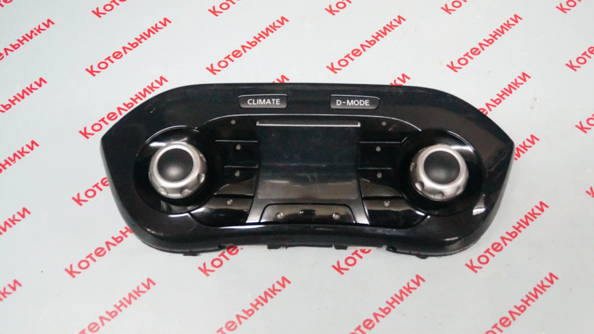 Nissan 24845-1KA0A Блок управлиния климатом - изображение 1