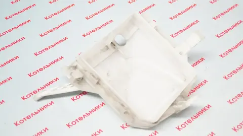 Nissan 284B8-AX000 Корпус блока предохранителя