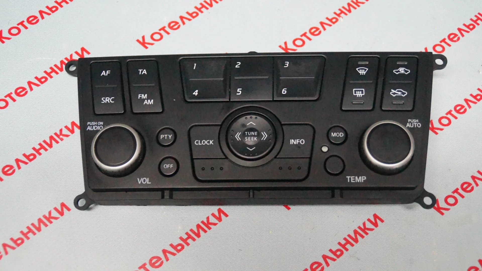 Nissan 28395-BN805 Блок управления климатом - изображение 1