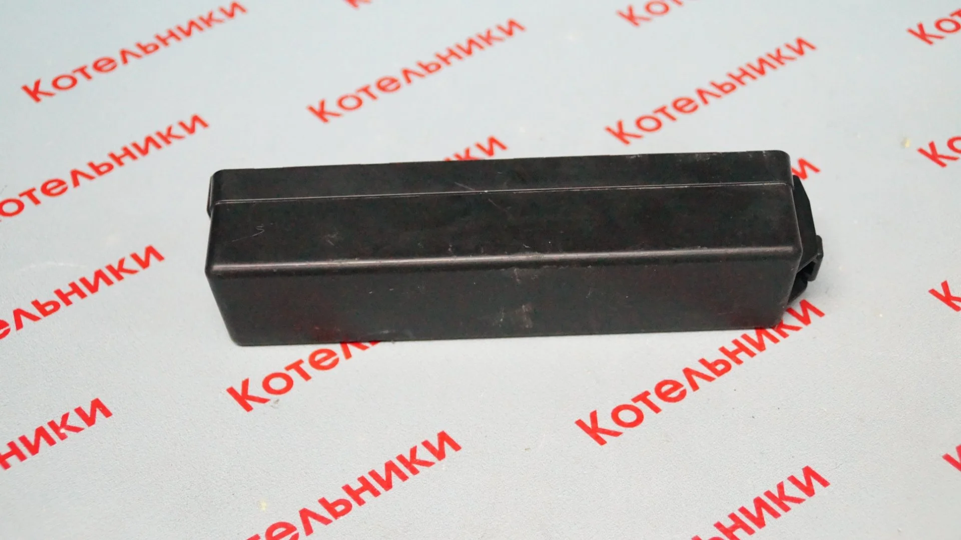 Nissan 24382-1KA0D Крышка блока предохранителей - миниатюра 3