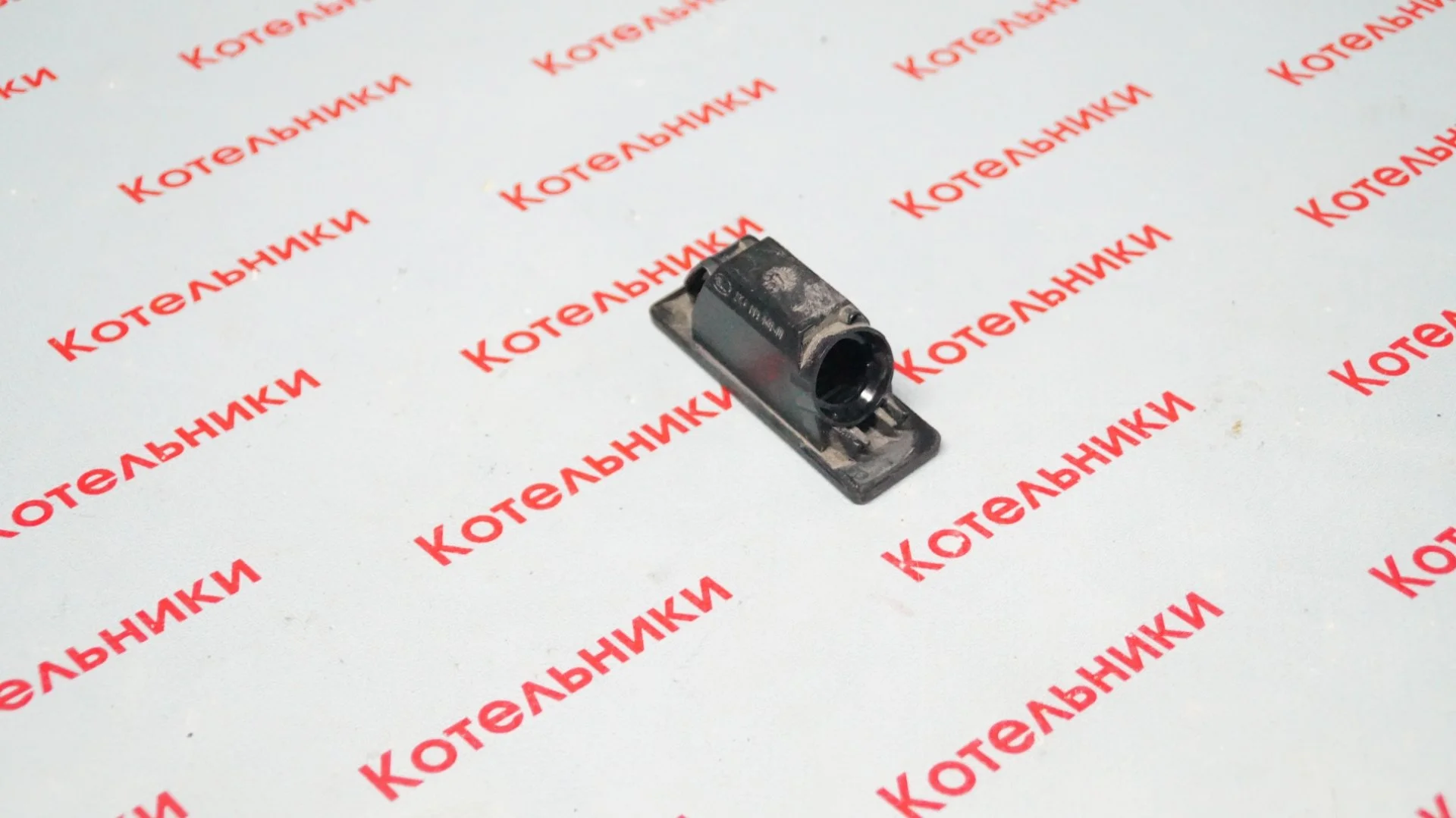Nissan 26510-JD00A Фонарь подсветки номера - миниатюра 4