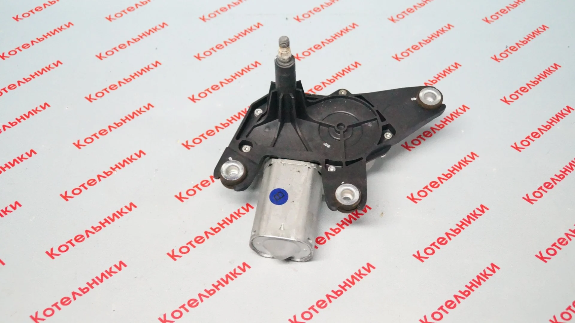 Nissan 28710-1KA0A Моторчик стеклоочистителя задний - изображение 1