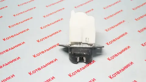 Nissan 90502-EN00A Замок багажника