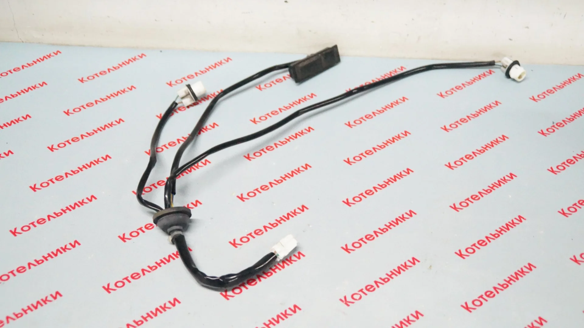 Nissan 25380-1KA0A Кнопка открывания багажника - миниатюра 3