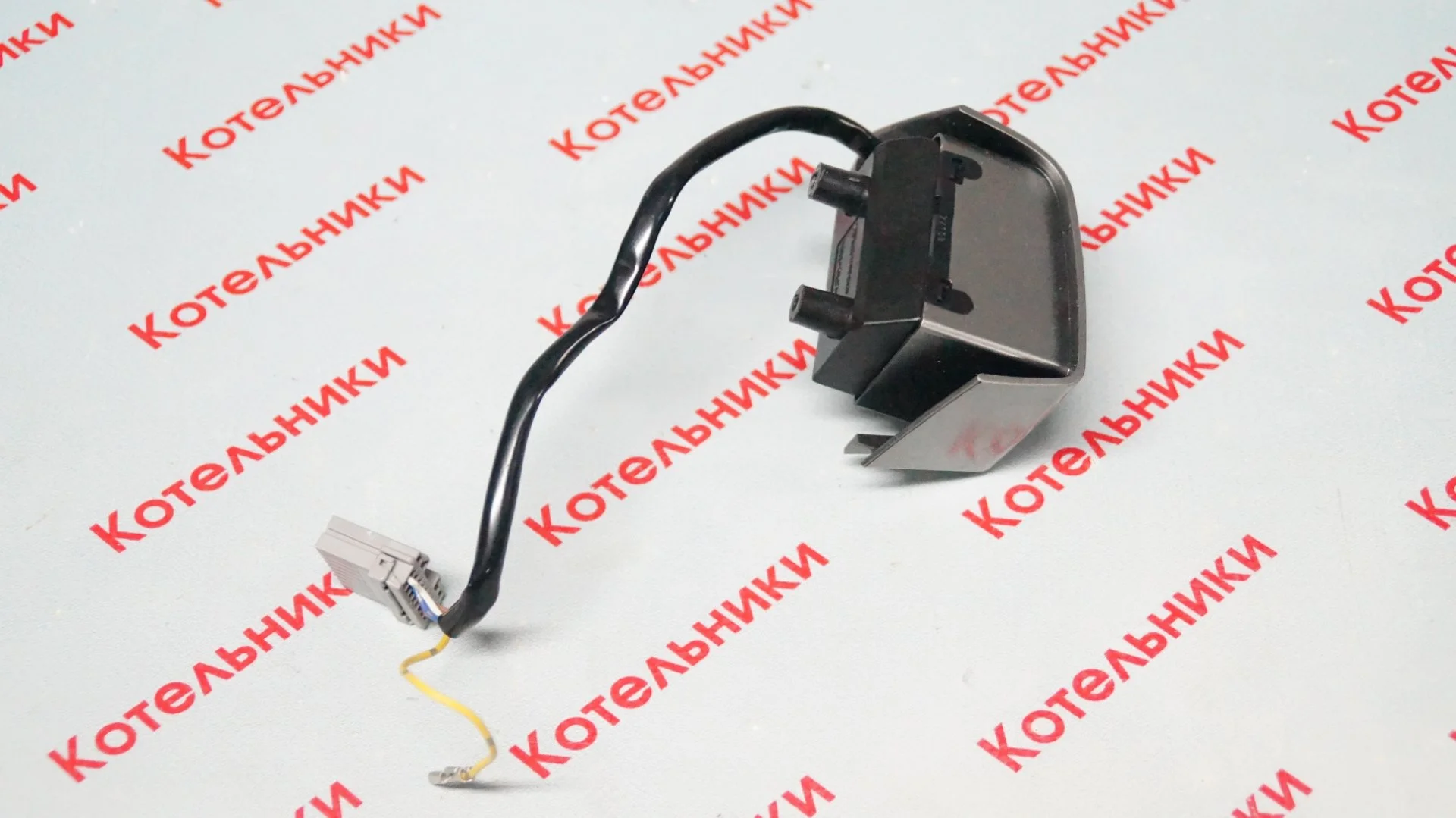 Nissan 25550-BH00C Блок кнопок руля - миниатюра 3