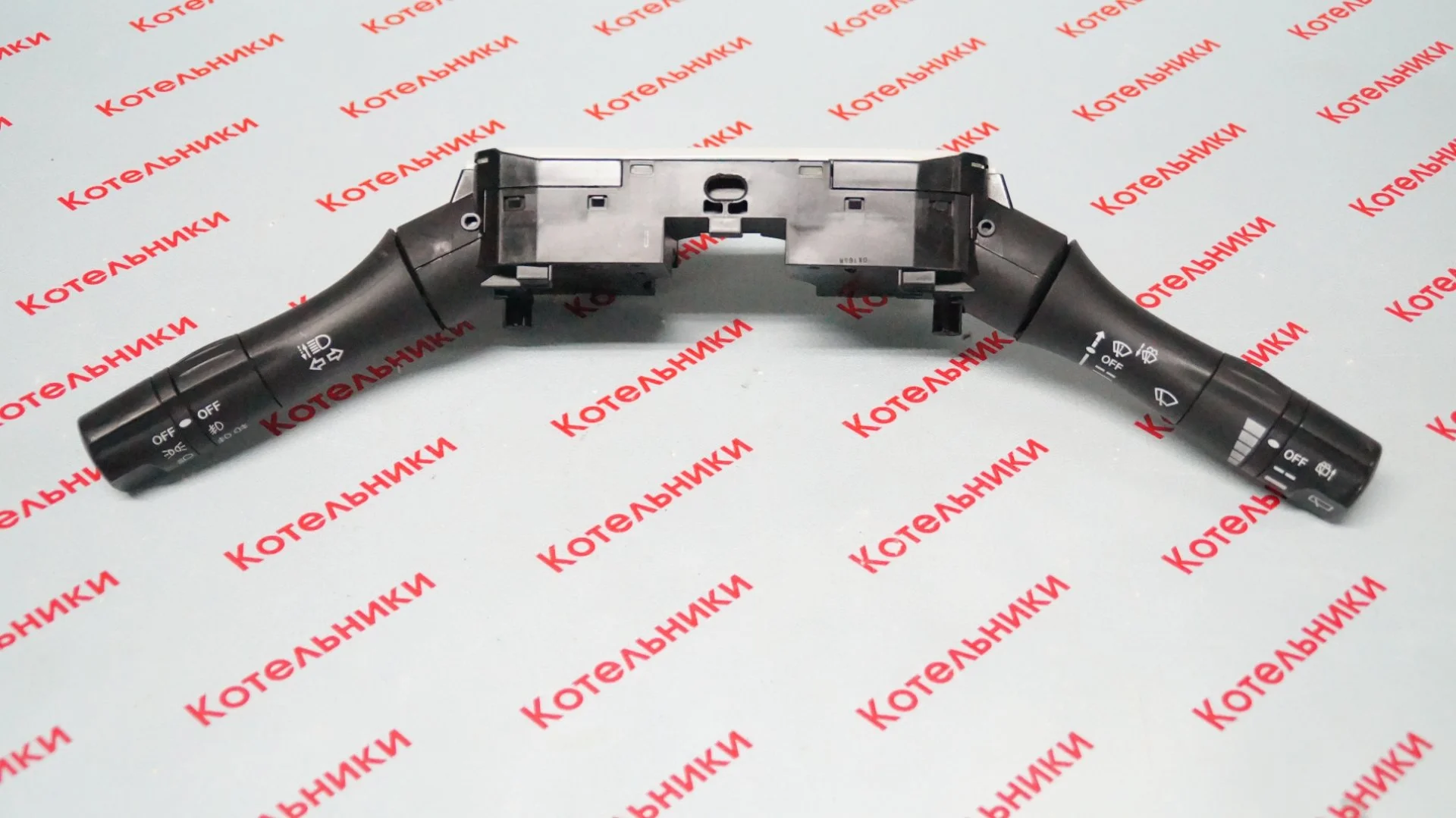 Nissan 25560-1KK0A Переключатели подрулевые - изображение 1