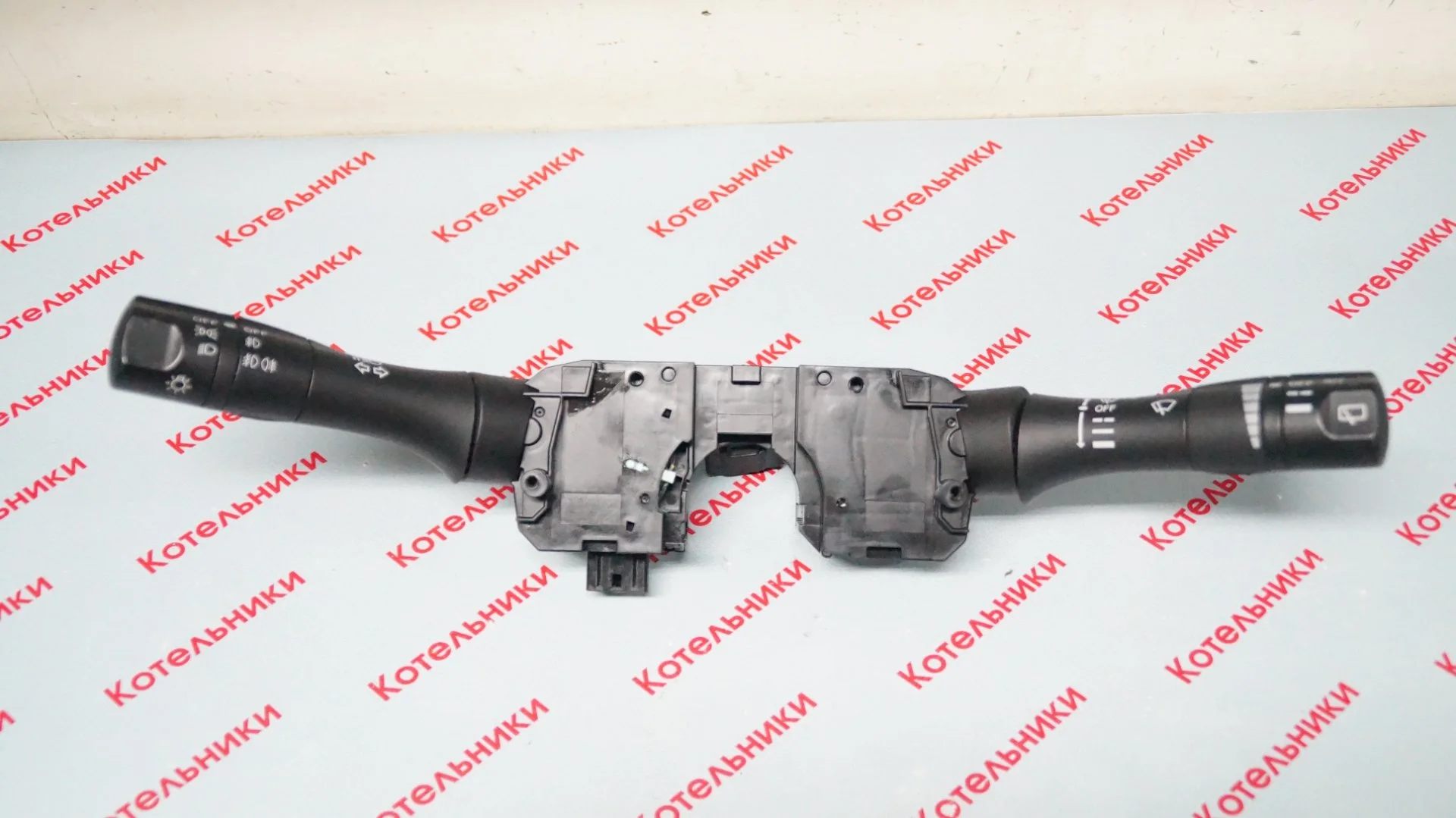 Nissan 25560-1KK0A Переключатели подрулевые - миниатюра 2