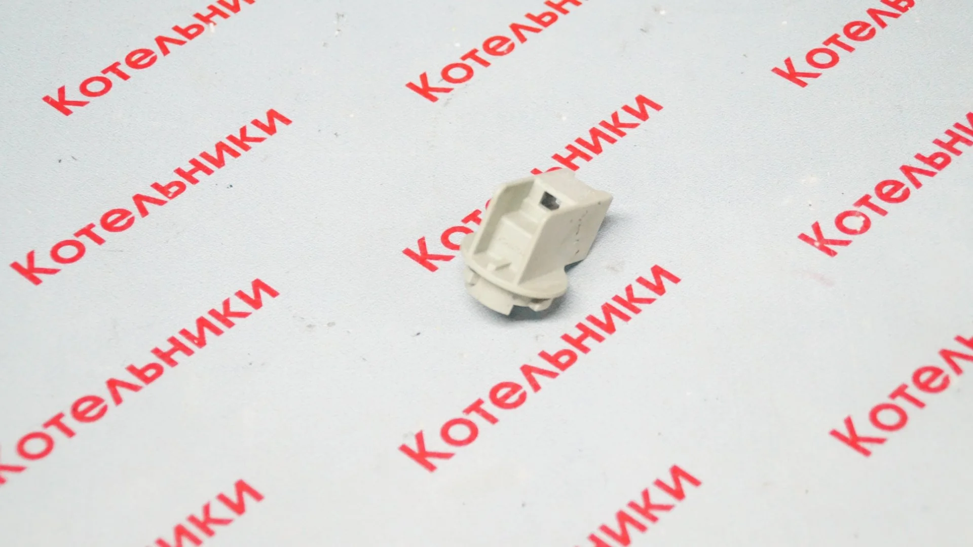 Nissan 26260-2L700 Патрон стоп сигнала - миниатюра 4