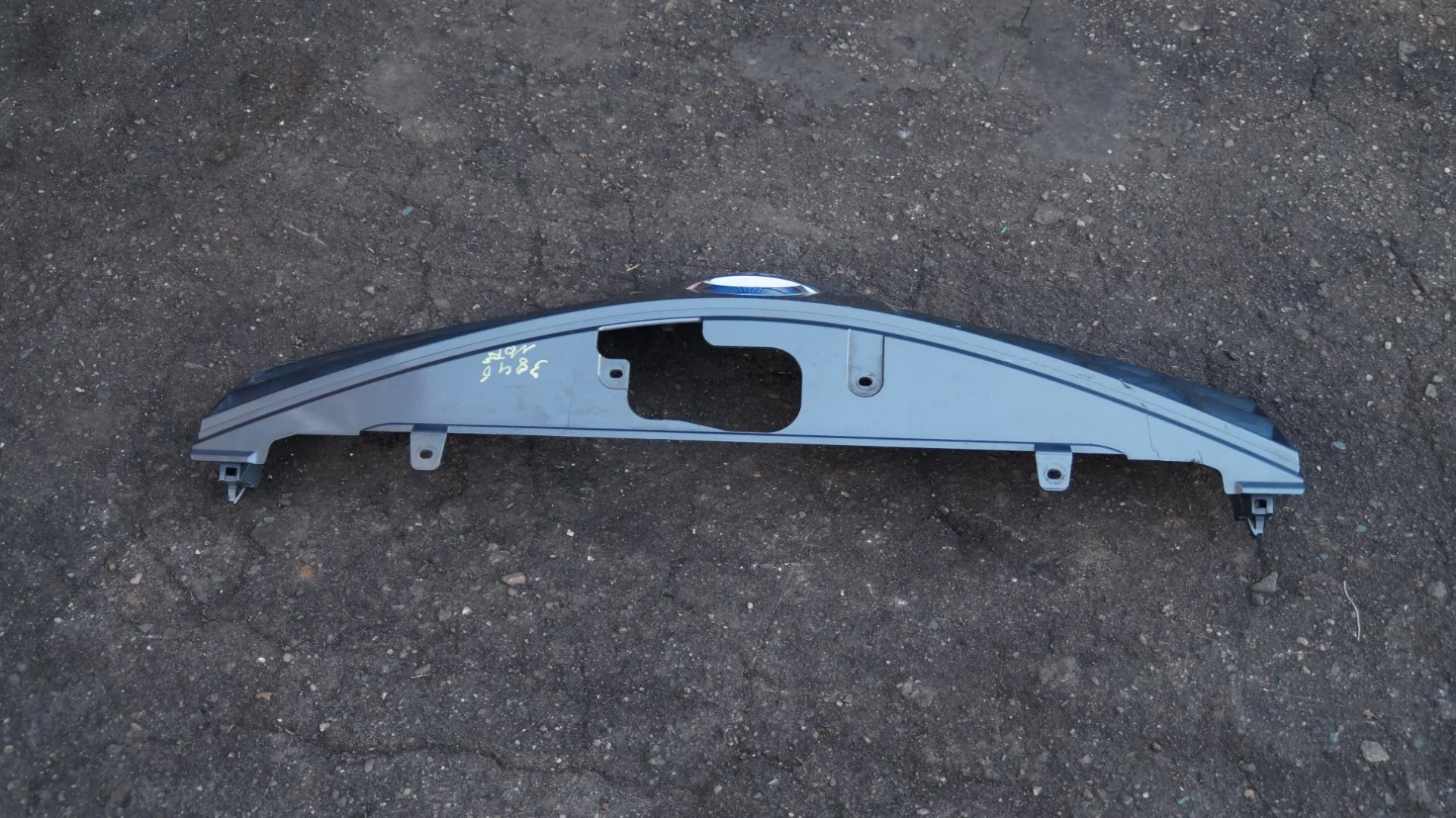Nissan 62310-9U000 Решетка радиатора - миниатюра 2