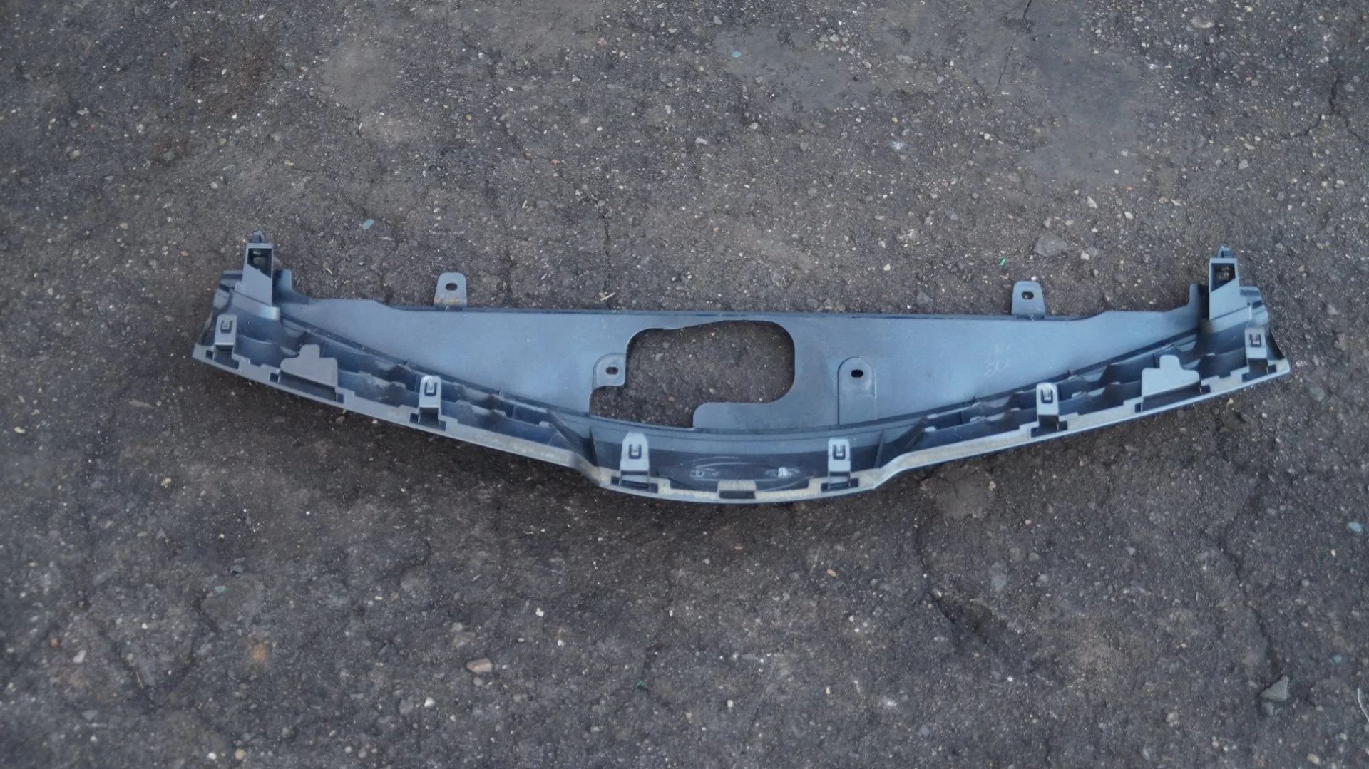 Nissan 62310-9U000 Решетка радиатора - миниатюра 3