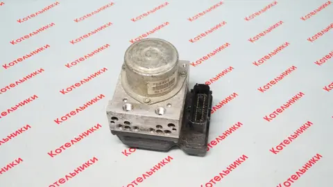 Nissan 47660-1KA0C Блок ABS