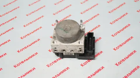 Nissan 47660-9U16B Блок ABS