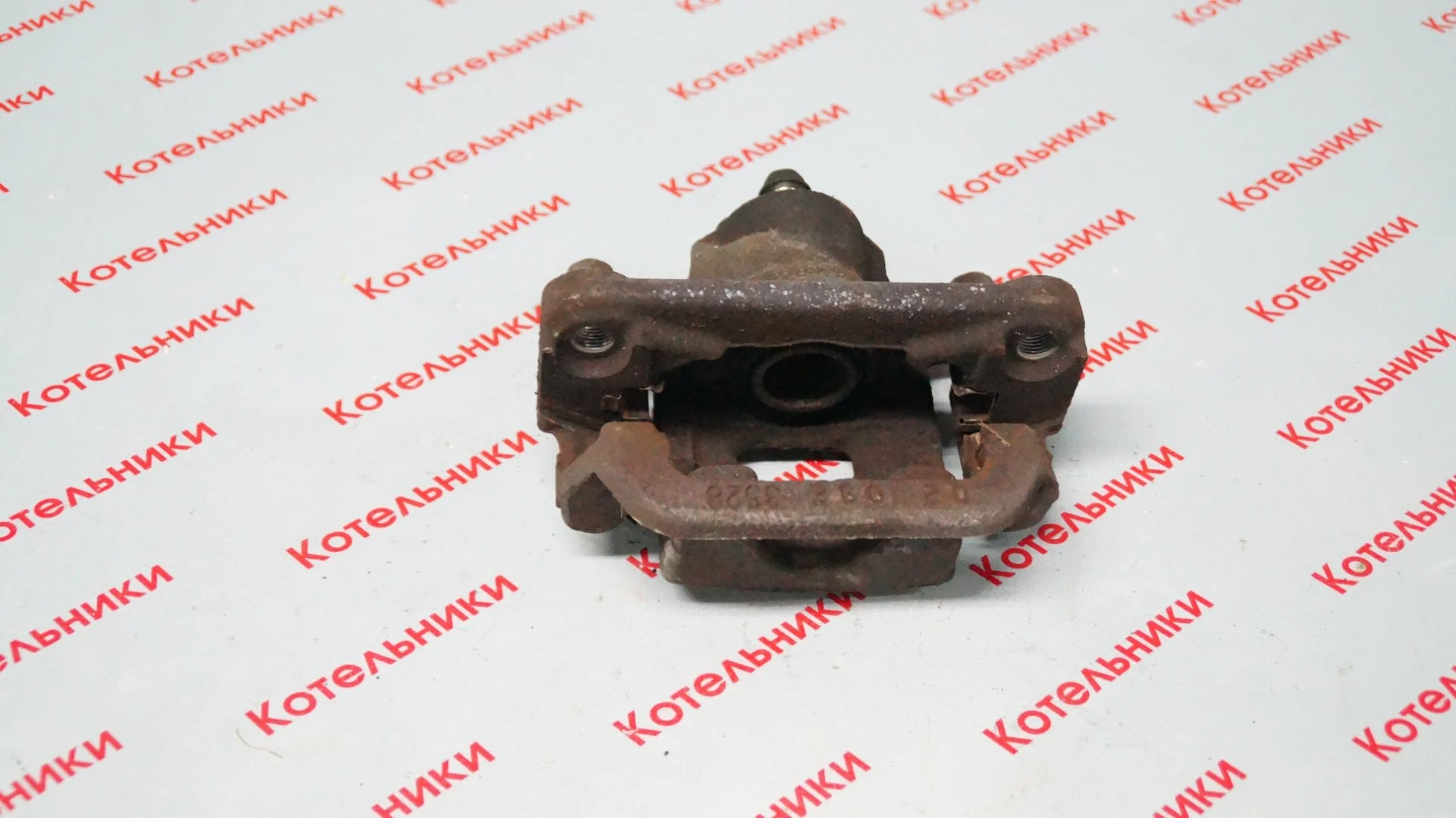 Nissan 44001-1KD0A Суппорт задний правый - миниатюра 3