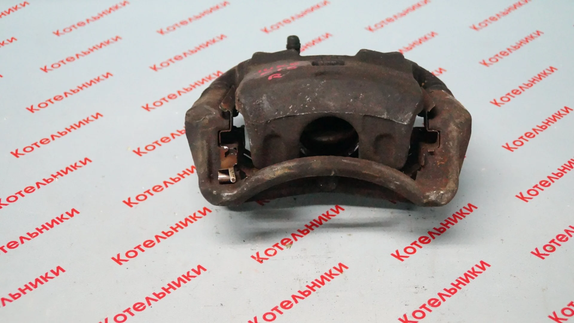 Nissan 41001-ET00A Суппорт передний правый - миниатюра 2