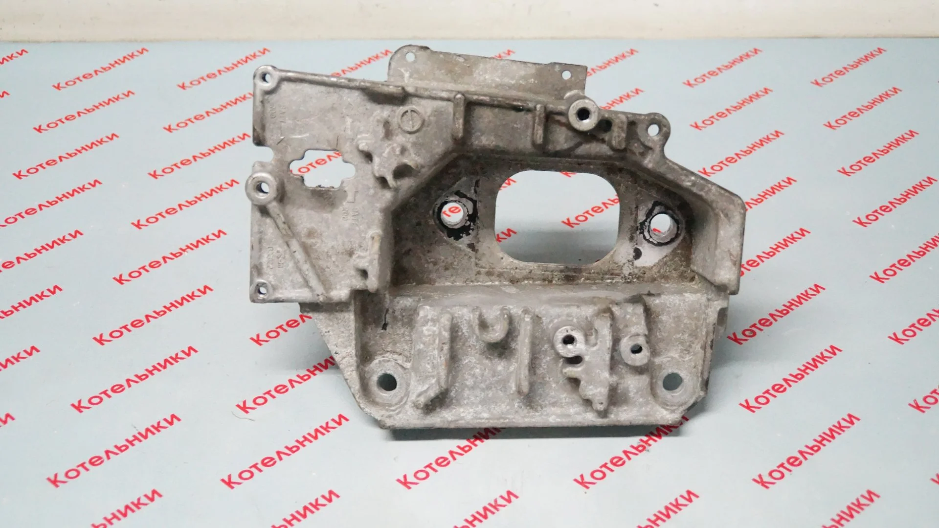 Nissan 11254-CH000 Кронштейн опоры МКПП - миниатюра 3