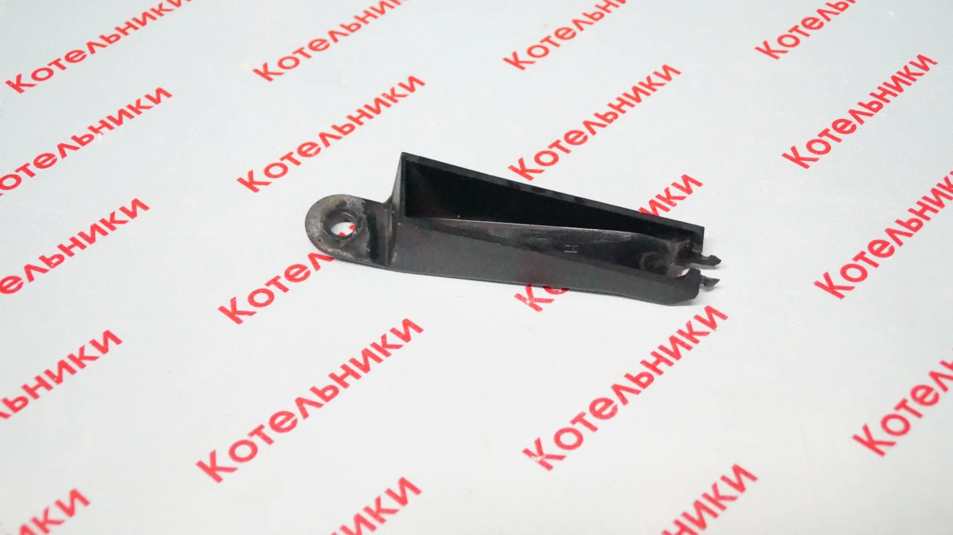 Nissan 62213-BN700 Кронштейн решётки левый - миниатюра 4