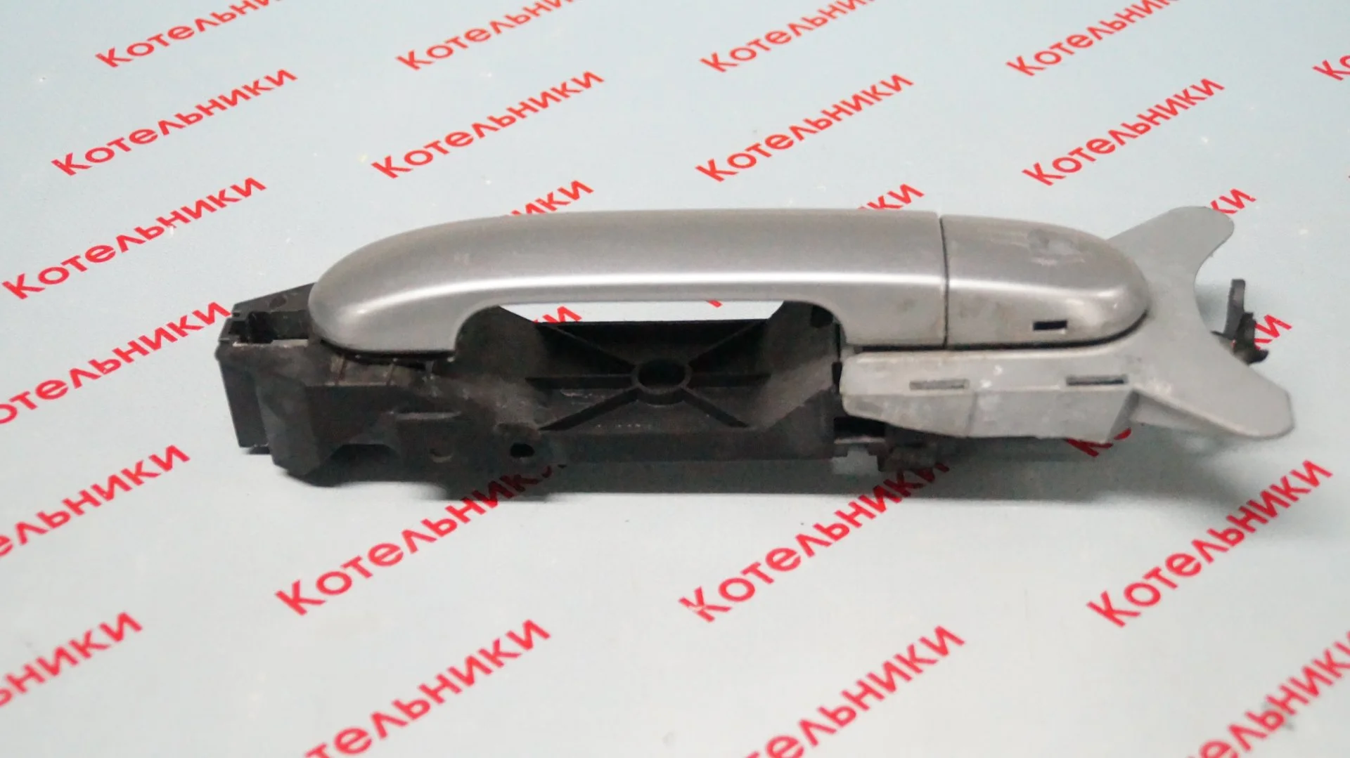 Nissan 80611-AX621 Ручка передняя левая - миниатюра 2