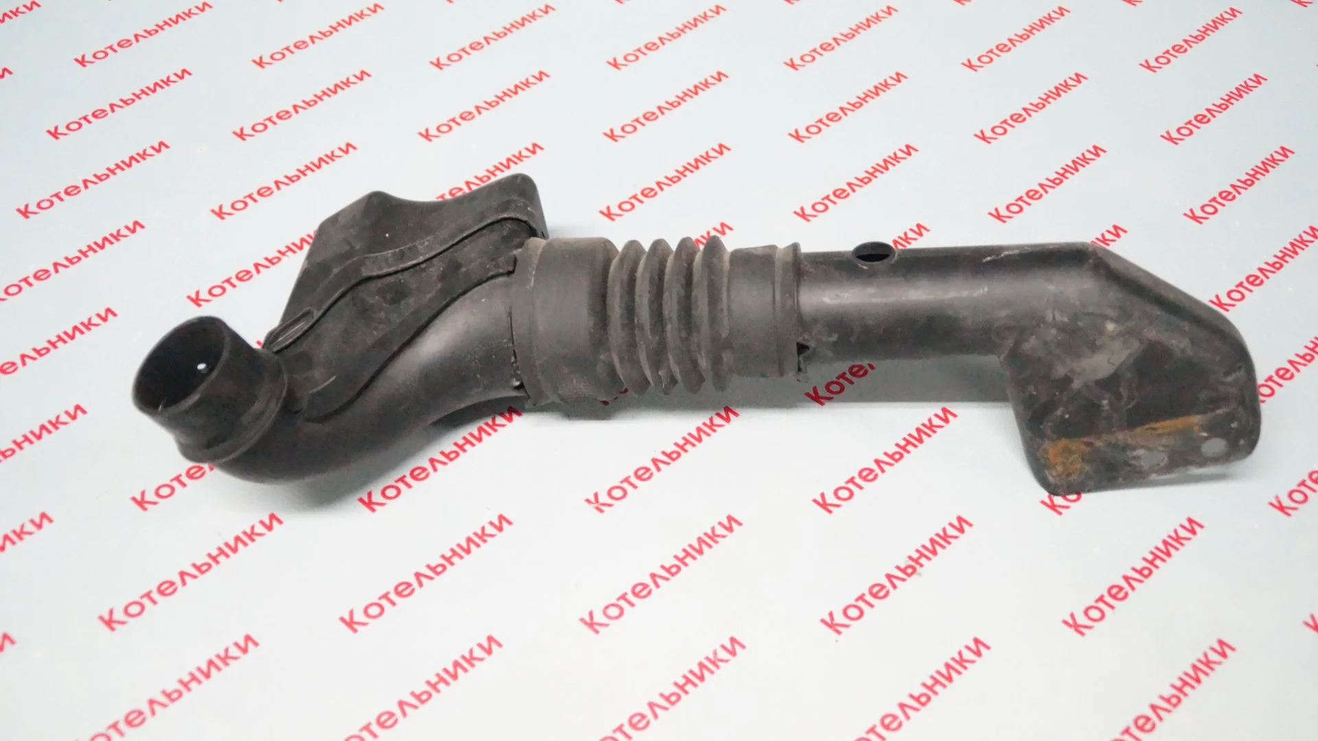 Nissan 16554-BC000 Воздуховод - миниатюра 3