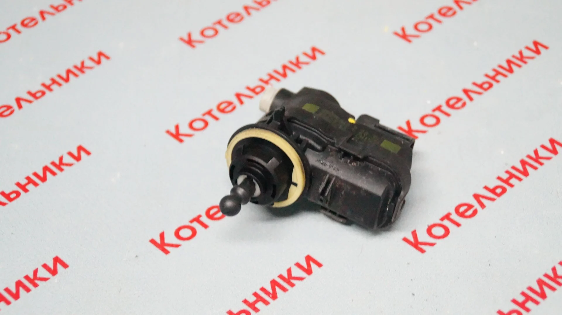 Nissan 26056-4EA0A Корректор фары - миниатюра 3