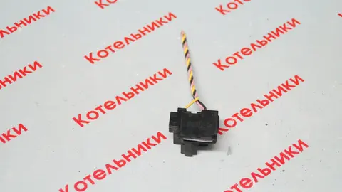 Nissan 26010-1KA0A Разьем фары
