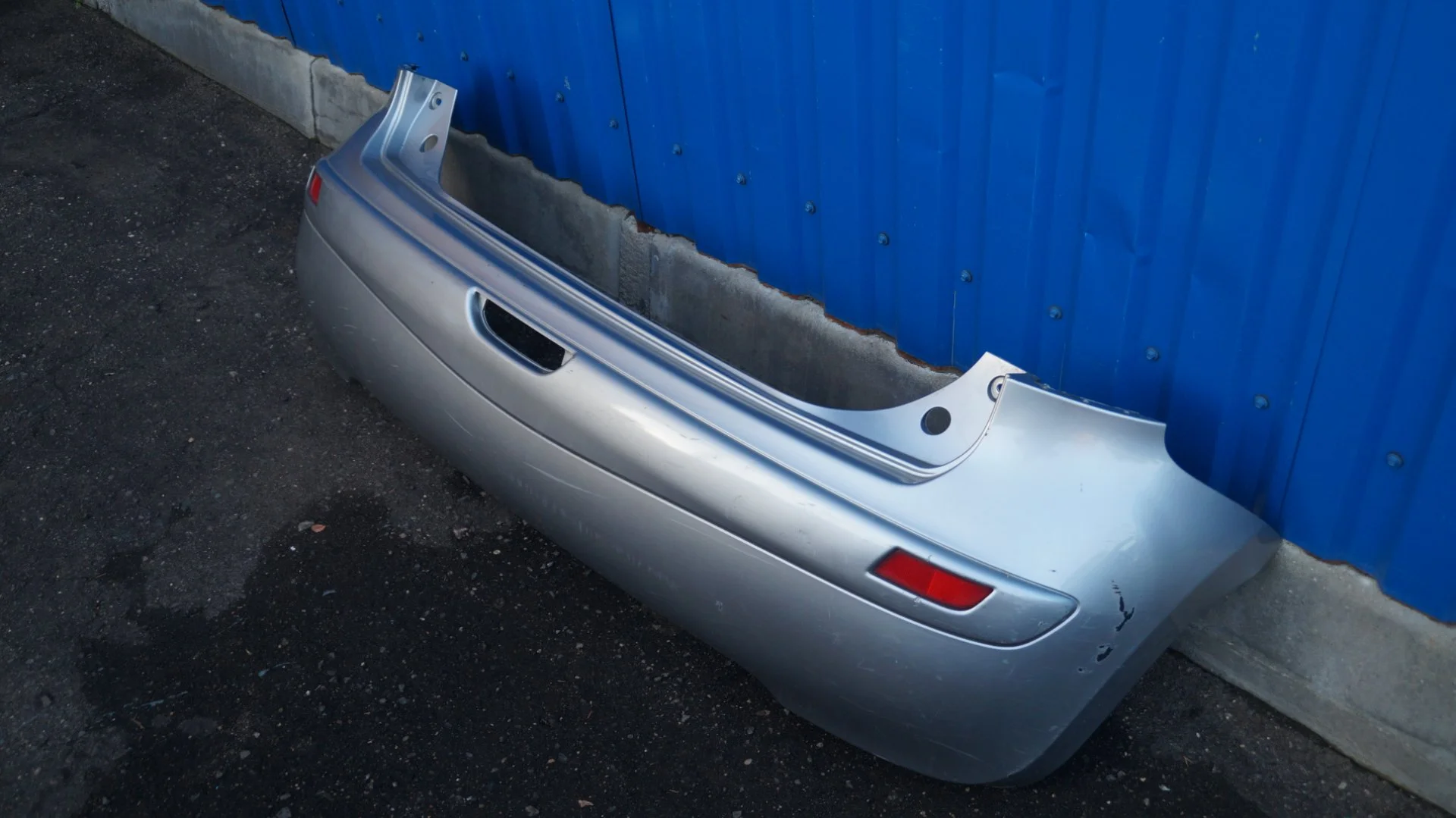 Nissan 85022-9U040 Бампер задний - миниатюра 4