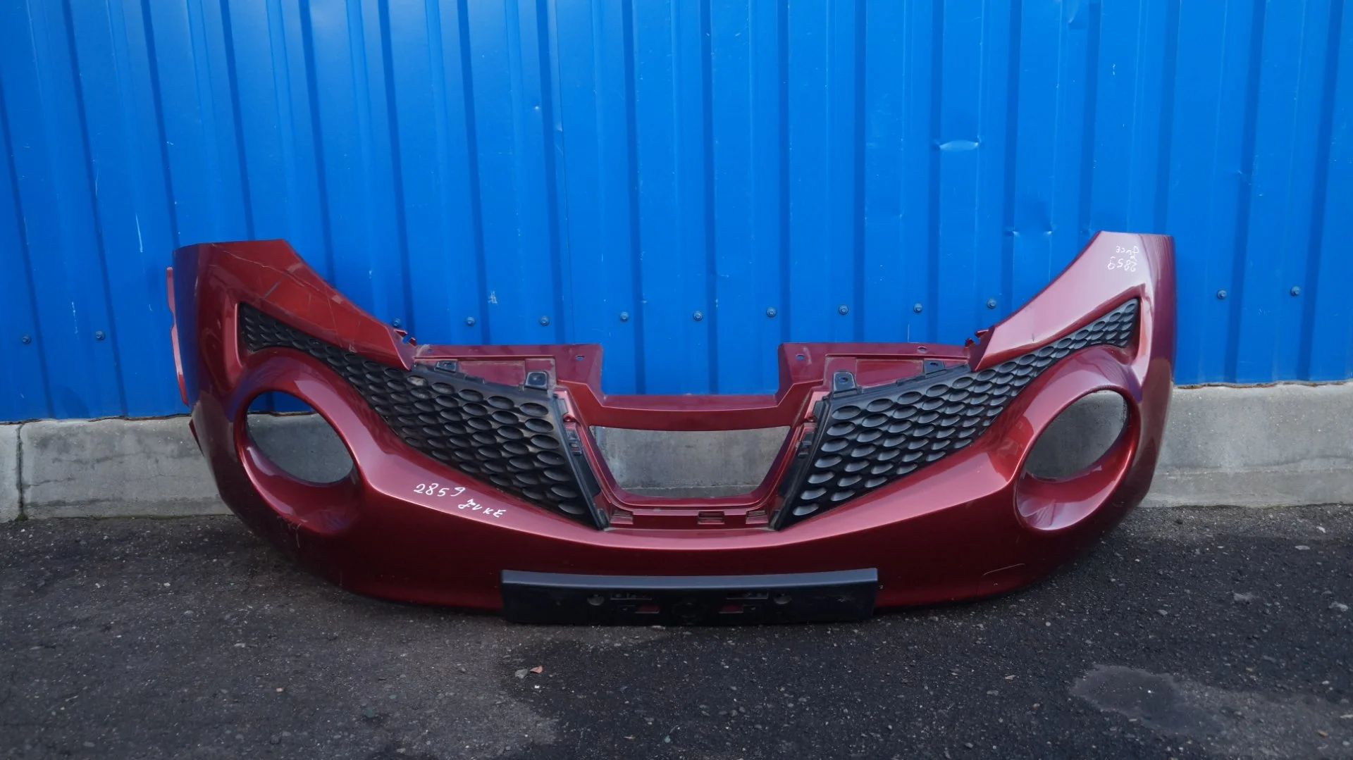 Nissan 62022-1KA2H Бампер передний - изображение 1