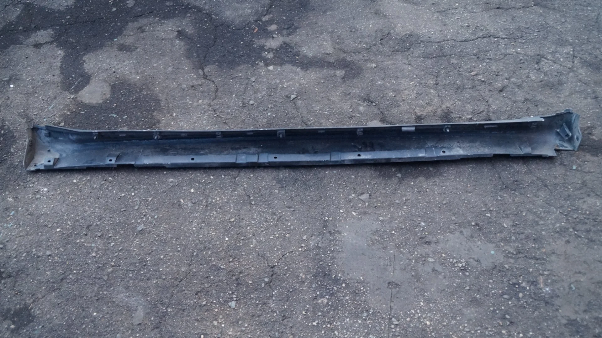 Nissan 76851-1KA6A Накладка порога левая - миниатюра 3