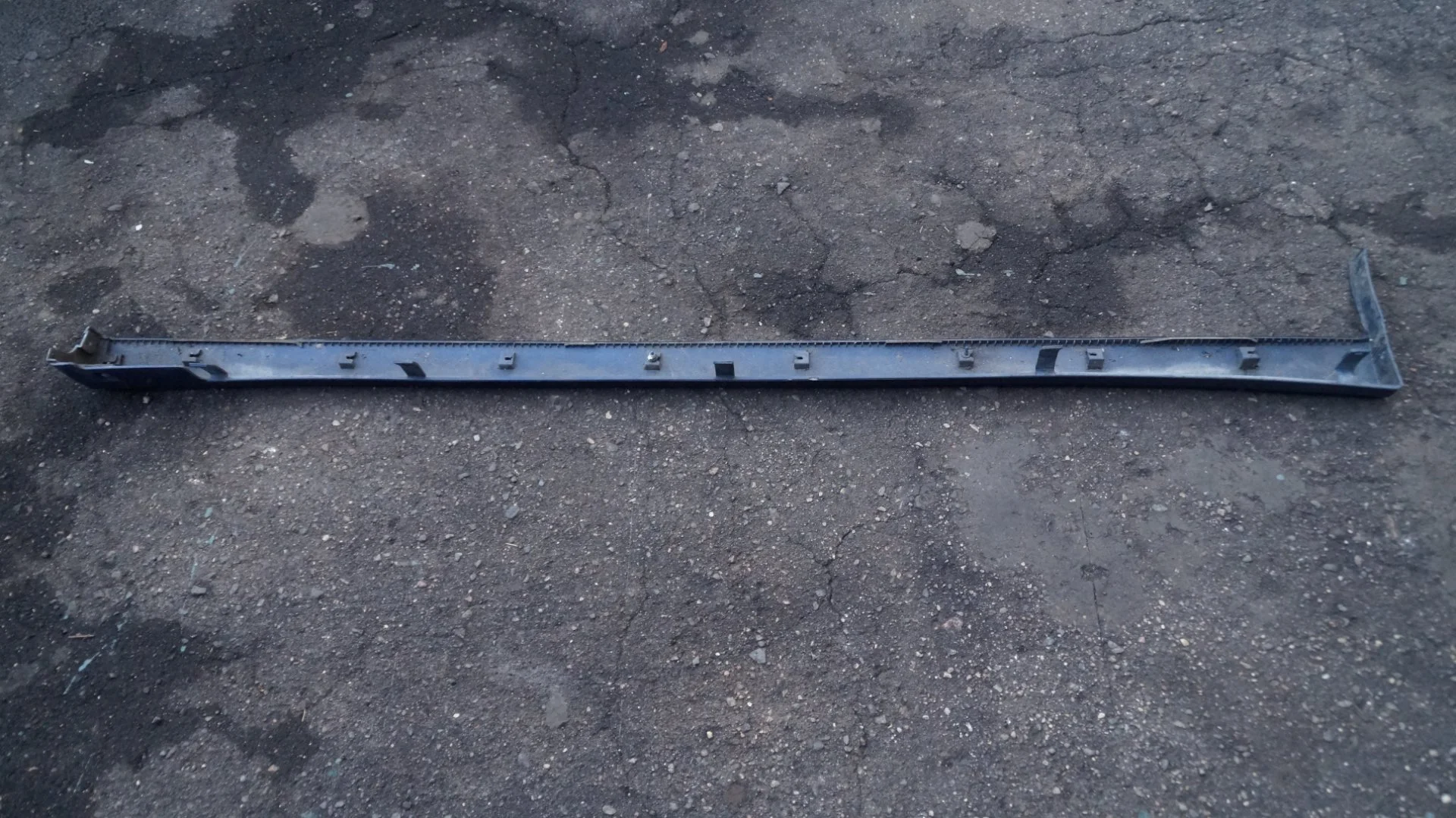Nissan 76852-BM410 Накладка порога правая - миниатюра 3