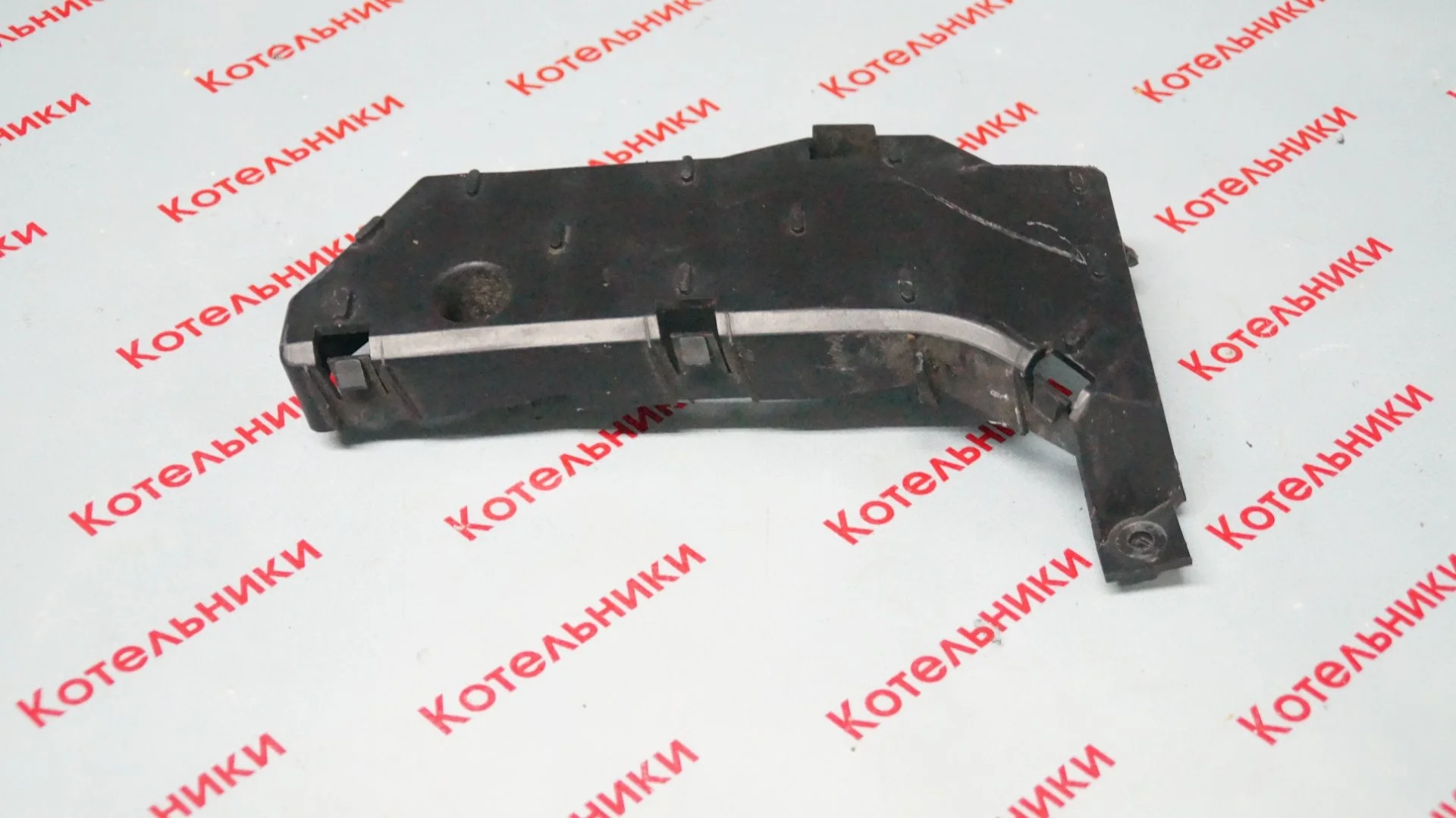 Nissan 62223-BN700 Кронштейн переднего бампера L - миниатюра 3