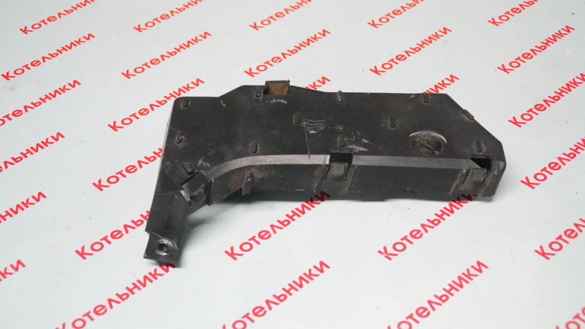 Nissan  62222-BN700 Кронштейн бампера R - миниатюра 3