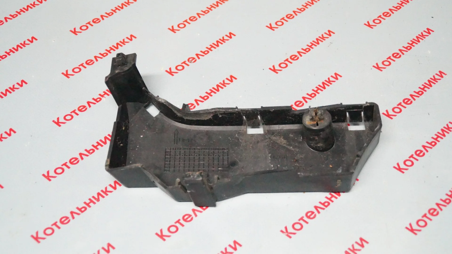 Nissan  62222-BN700 Кронштейн бампера R - миниатюра 4