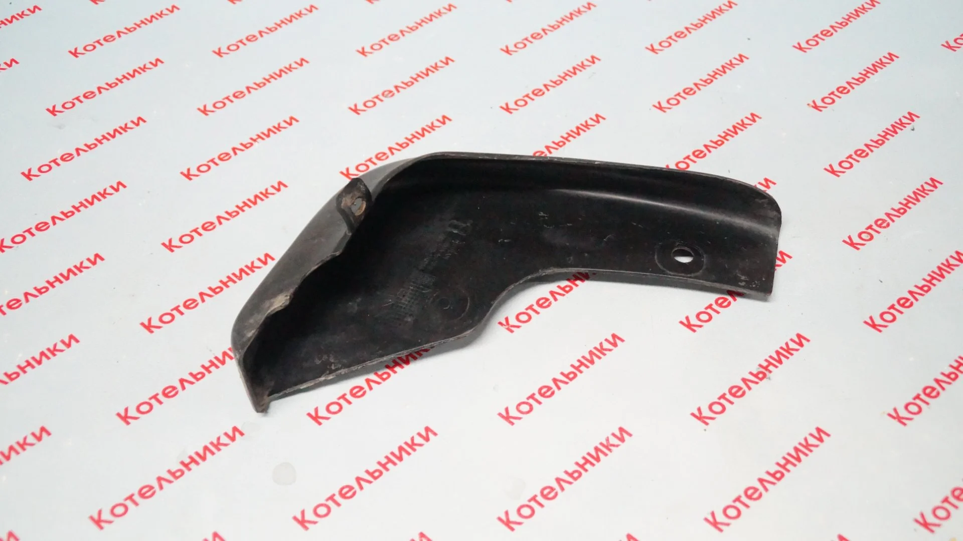 Nissan KE788-1K085 Брызговики передние левый - миниатюра 2