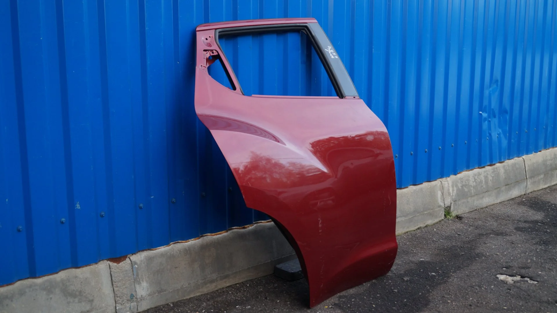 Nissan H21001KKMD Дверь задняя правая - миниатюра 3