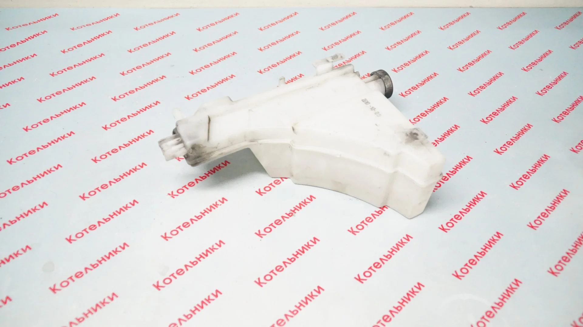 Nissan 21710-1FA0A Бачок расширительный - миниатюра 4