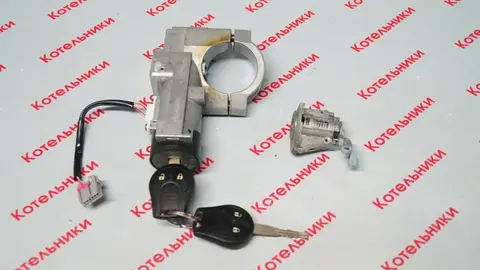Nissan 48700-1KA0C Замок зажигания