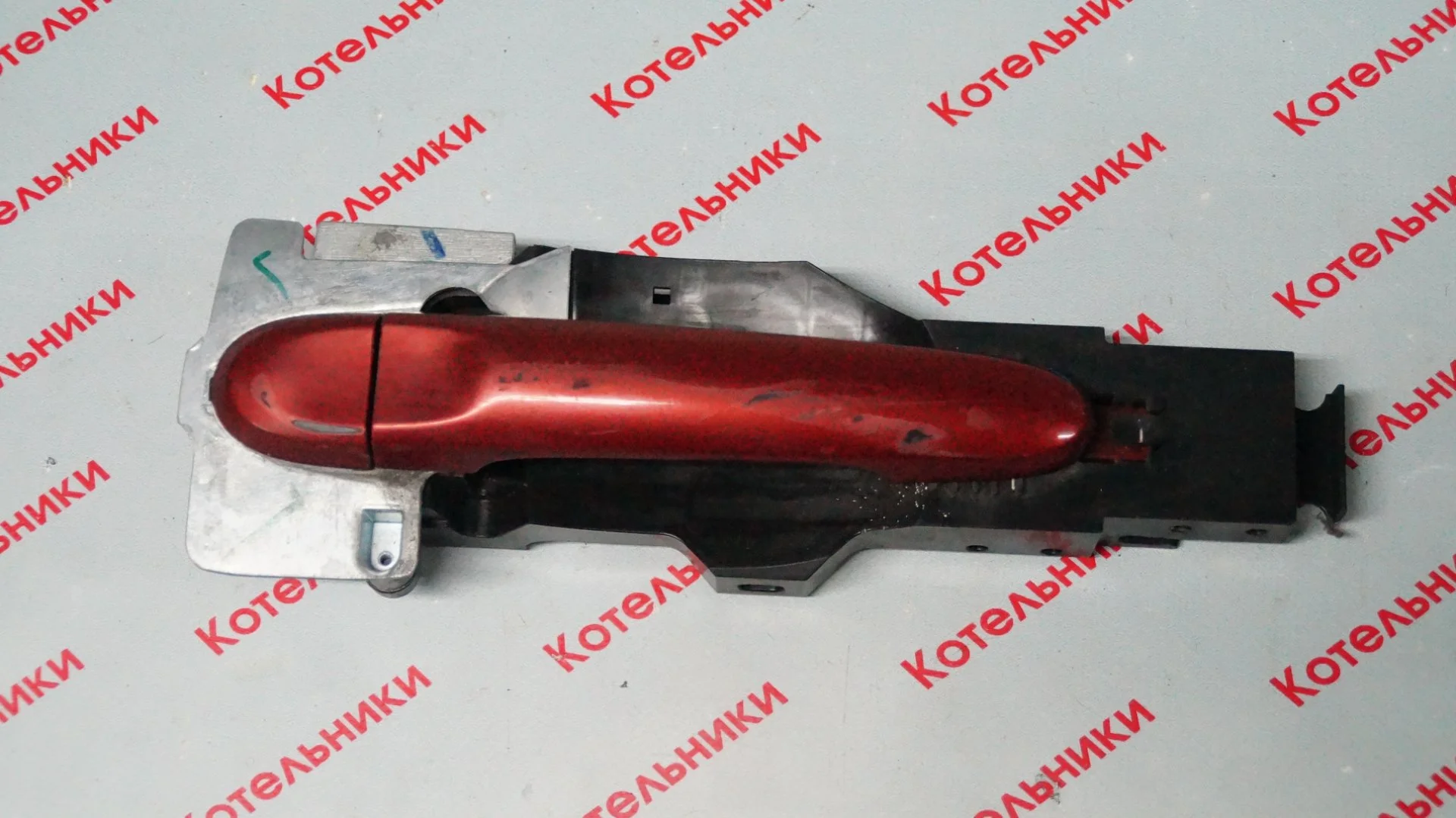 Nissan 80610-1HB1A Ручка передняя правая - изображение 1