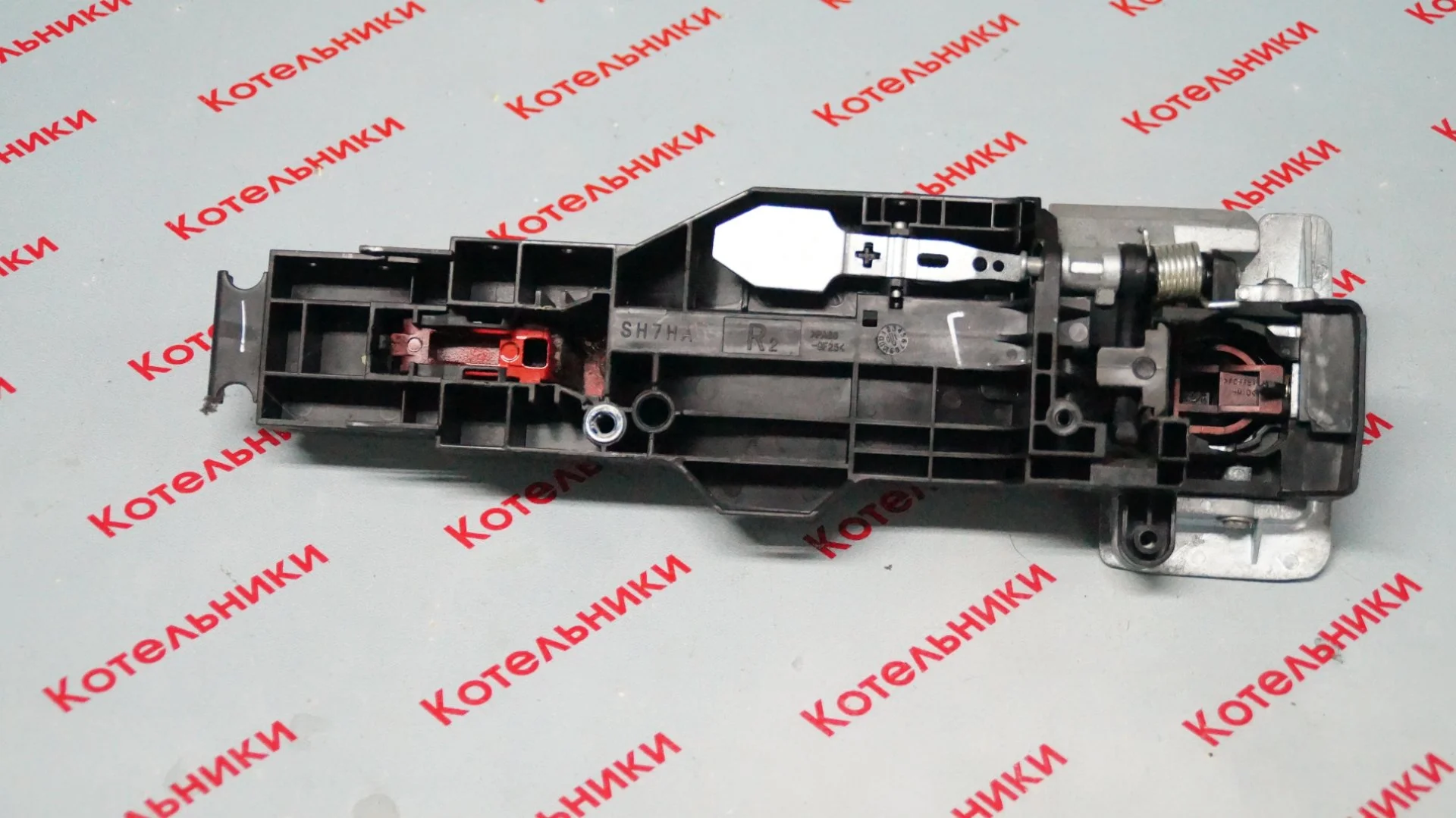 Nissan 80610-1HB1A Ручка передняя правая - миниатюра 4