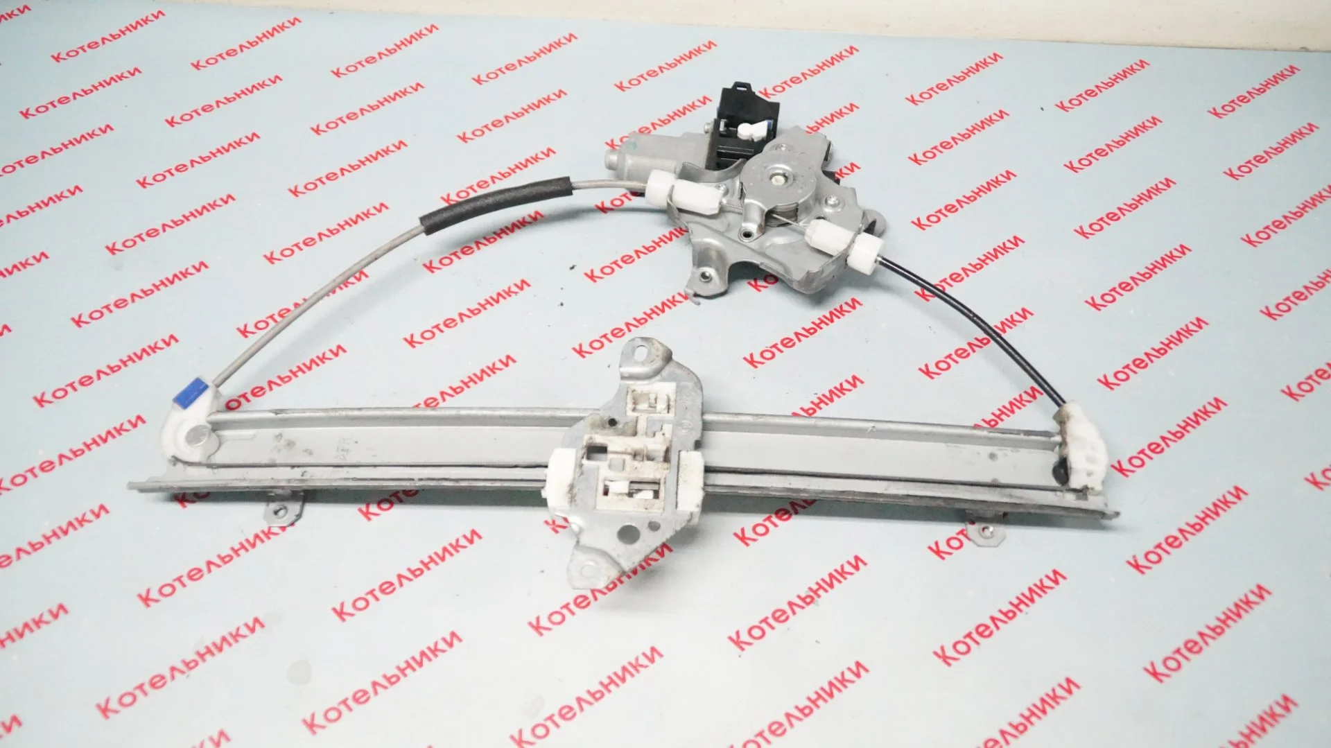 Nissan 80720-1KA0A Стеклоподьемник передний правый - миниатюра 4