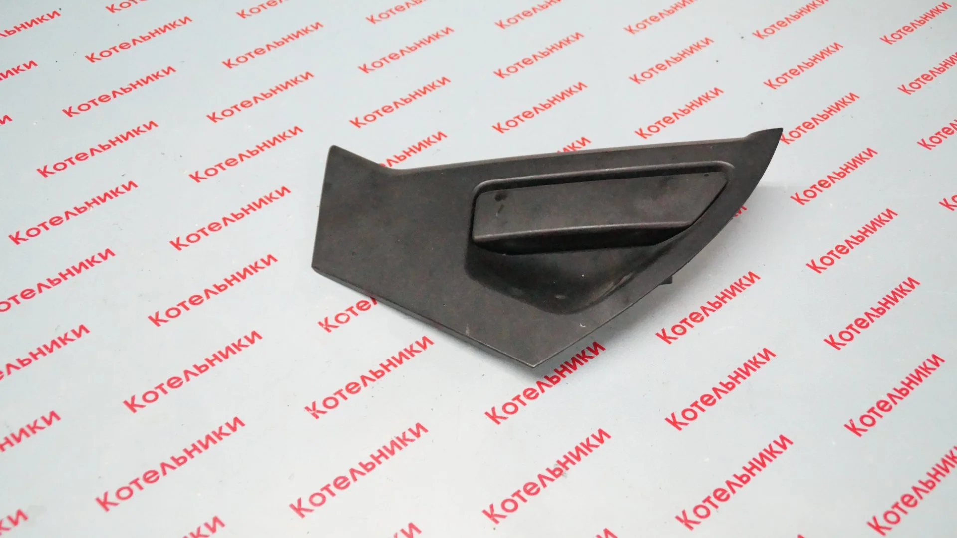 Nissan 82606-1KA0A Ручка задняя правая - миниатюра 2