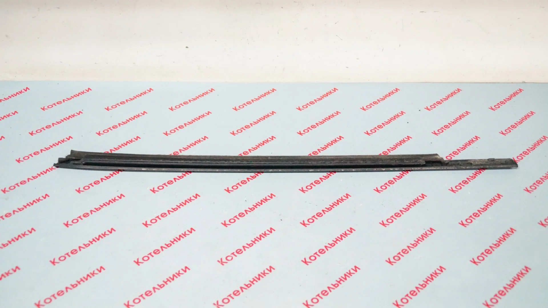 Nissan 82821-1KA0A Молдинг задний левый - миниатюра 4